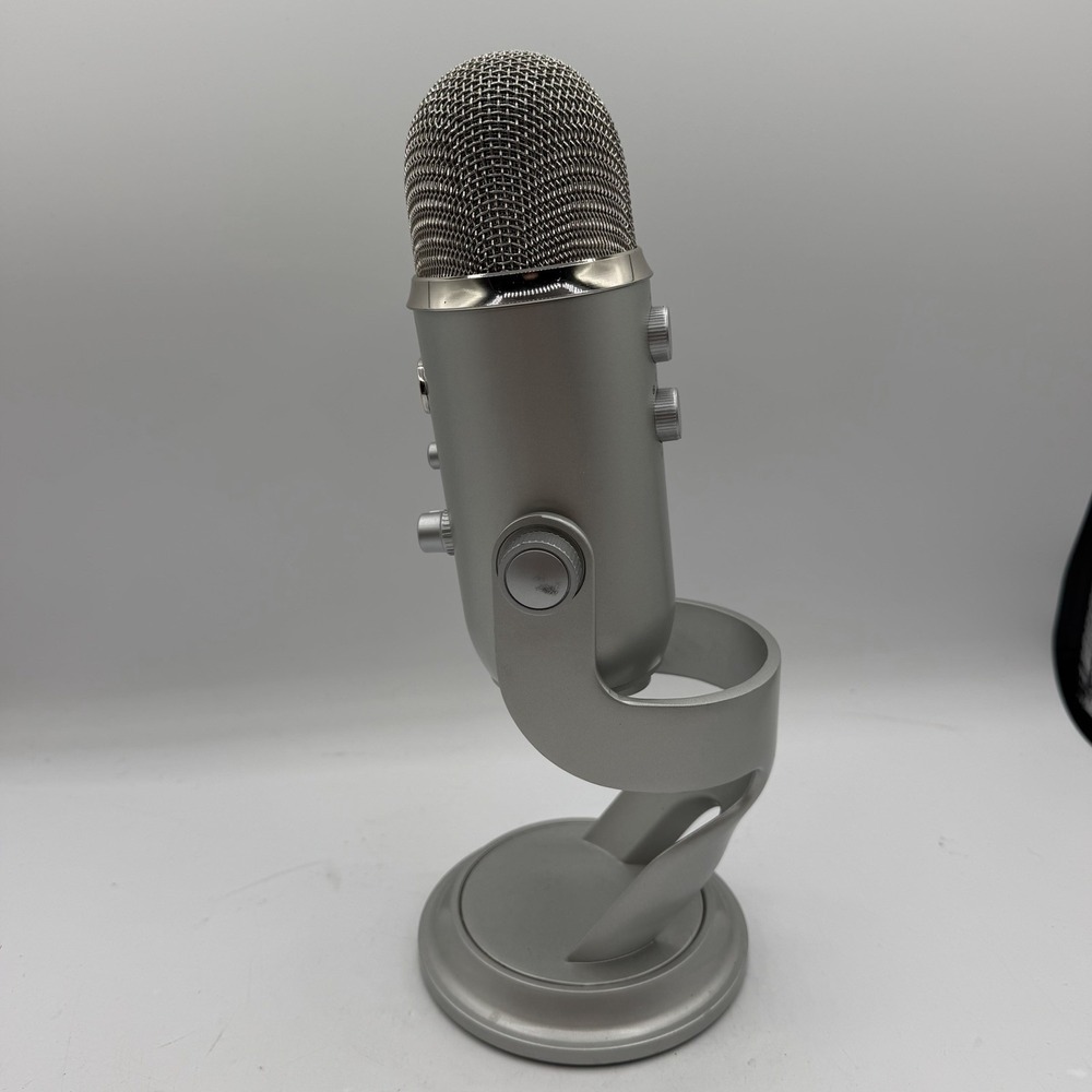Blue Yeti USB Microphone A00132 Silver Podcast Streaming Mic w/ Stand - Picture 6 of 8